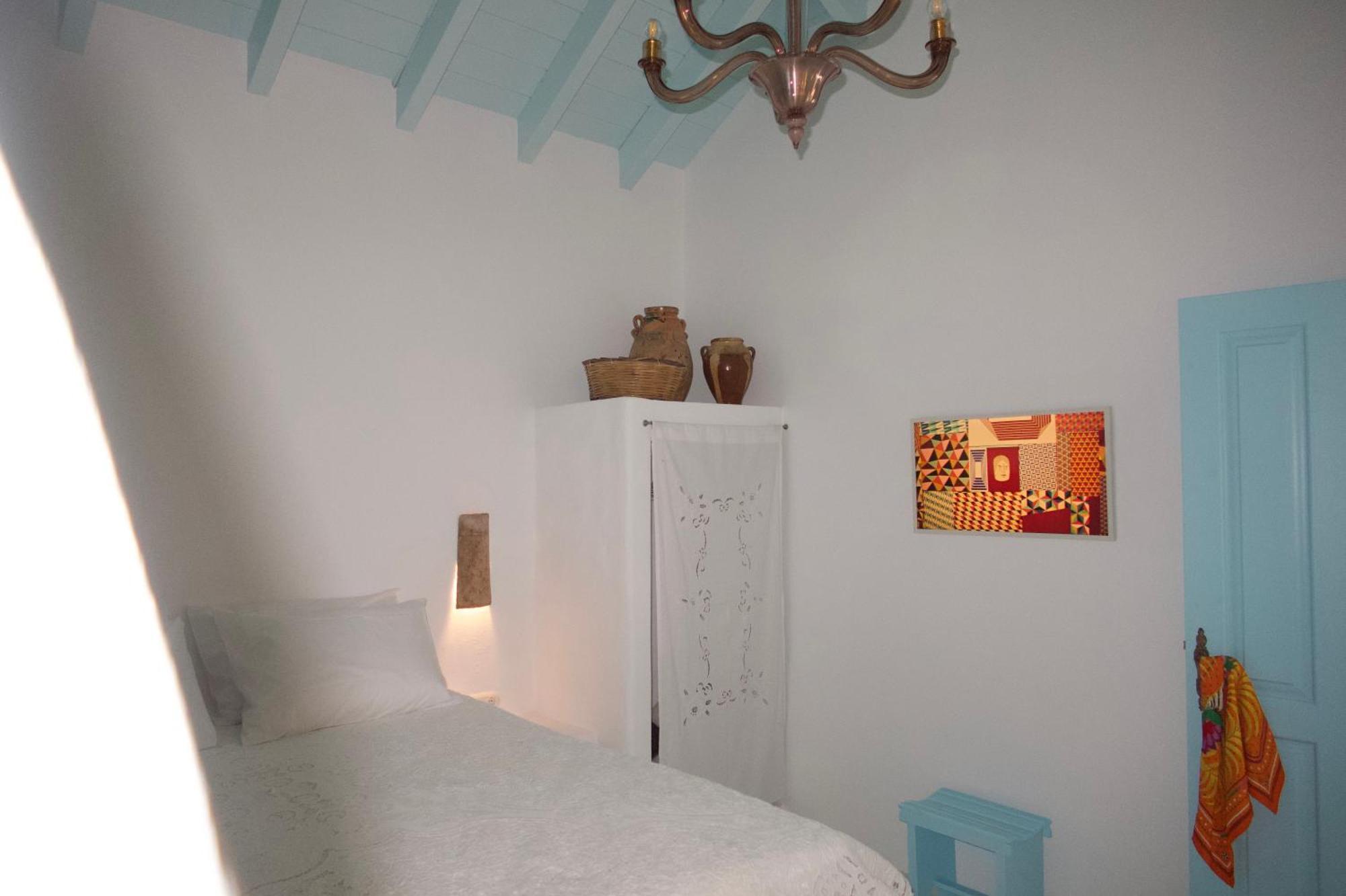 Salt Retreat - Seafront Villa Chalki Town Exterior foto